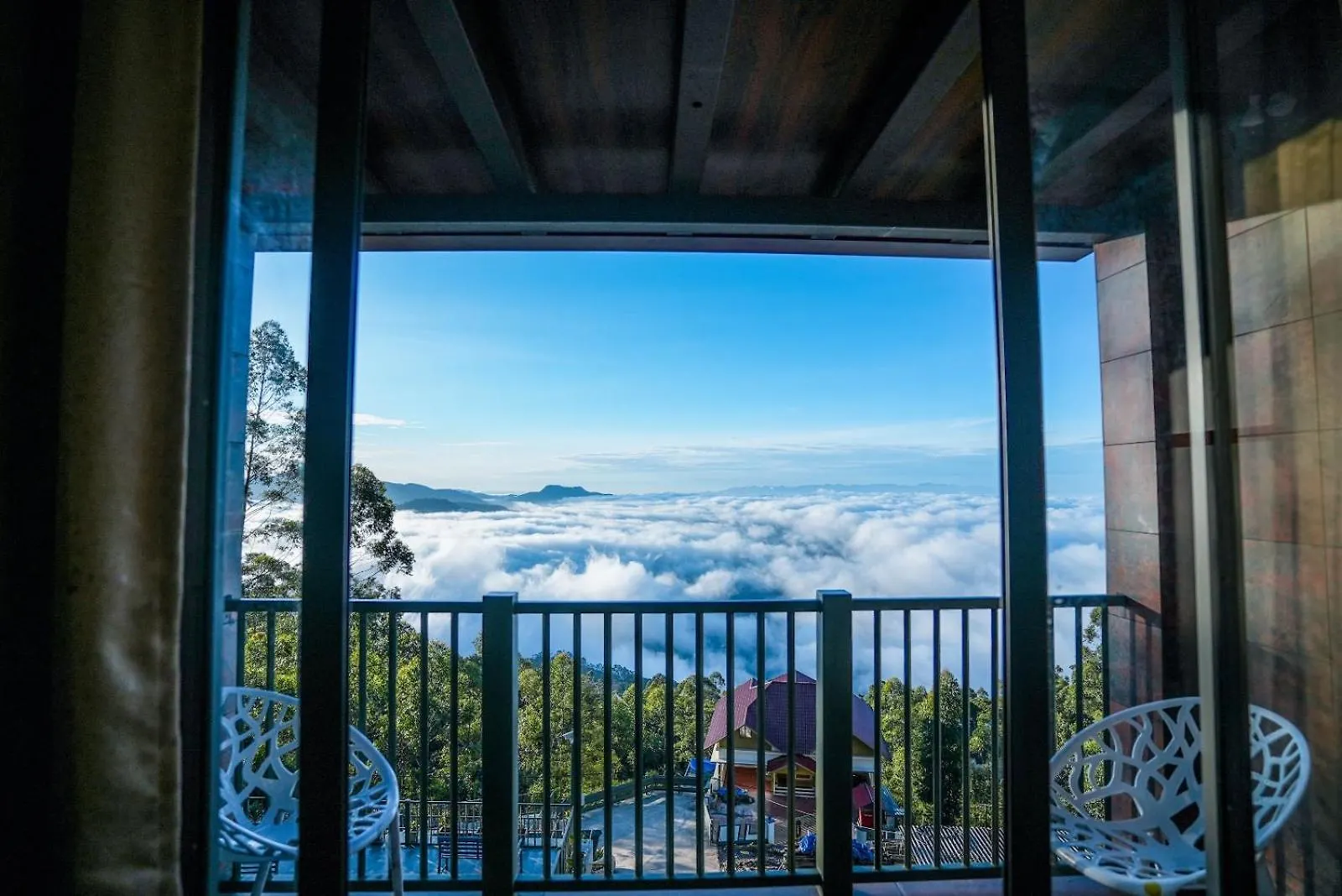 Chinnakanal Haze Mountain Resorts לינה וארוחת בוקר