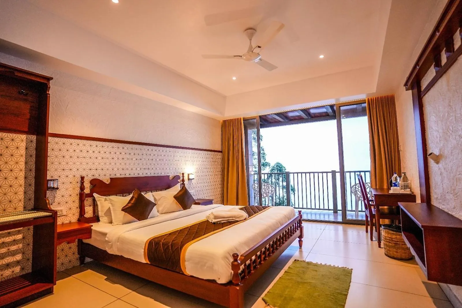 Chinnakanal Haze Mountain Resorts